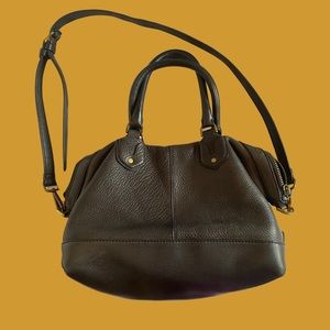 Madewell black leather crossbody purse. Excellent condition.